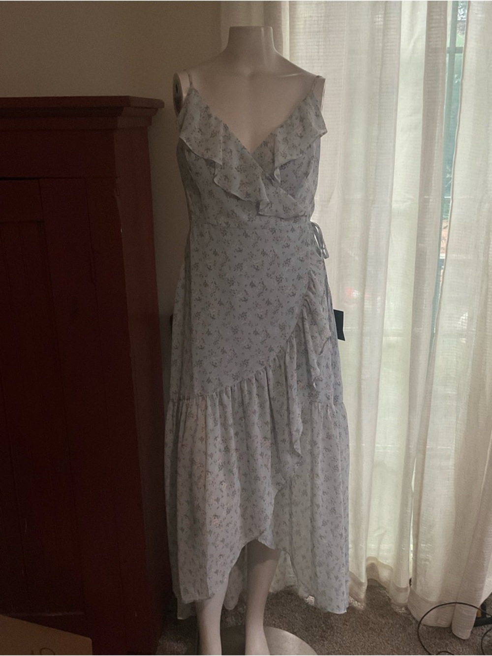 Lulus Blue Floral Ruffle Prairie Wrap Dress S NWT